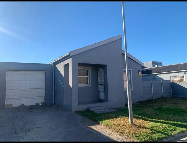 3 BEDROOM HOUSE FOR SALE IN SILWOOD HEIGHTS